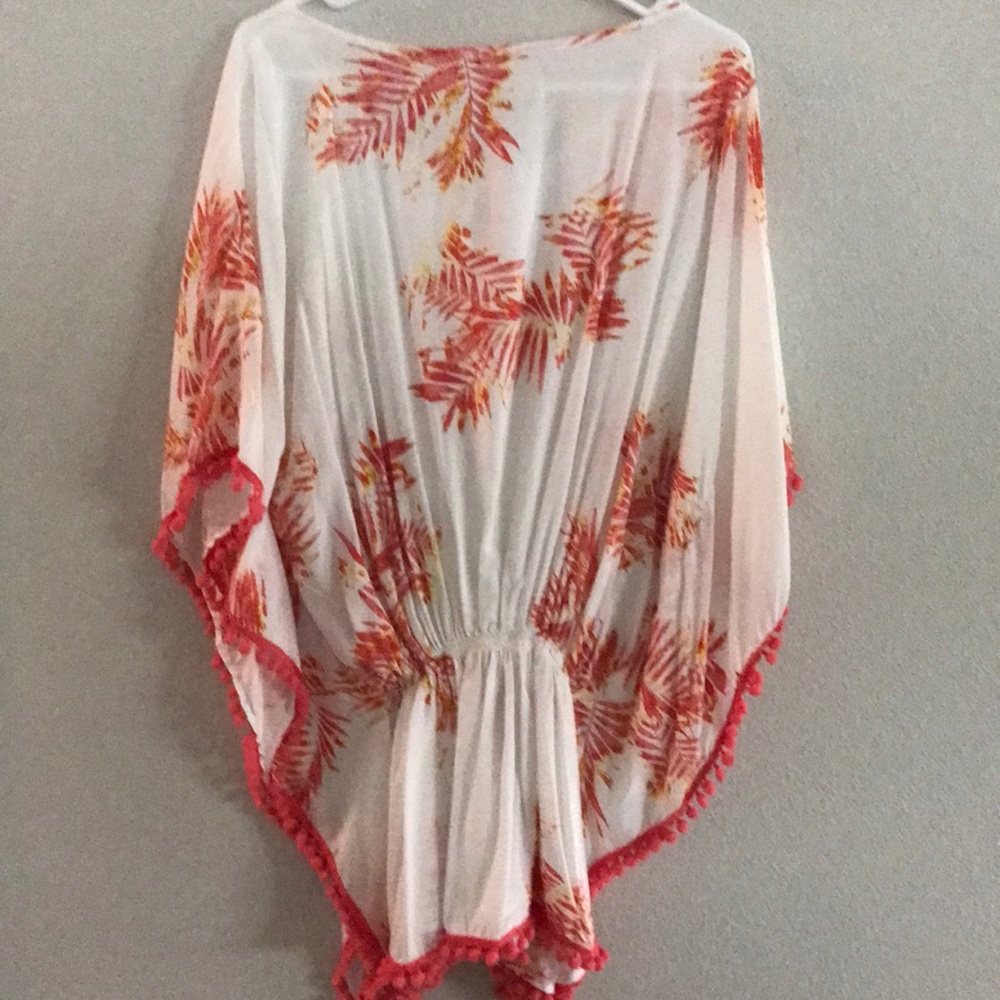 BNWT Lucy Love🏝 - Picture 2 of 4